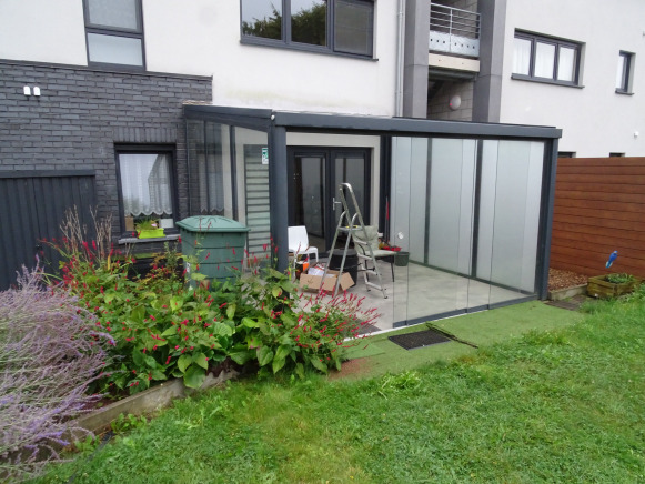 Metallbearbeitungsmaschine Véranda  alu Gris Anthracite en vitrage feuilleté 4 m x 3,75 m (Démontée sur chevalets): das Bild 1