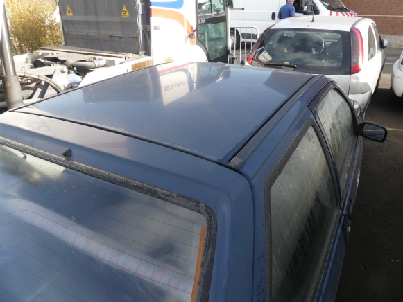 PKW Voiture Ford FIESTA: das Bild 14
