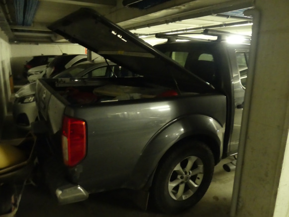Voiture Nissan NAVARA 2.5 (2012-237.396 km) - PKW: das Bild 3 Voiture Nissan NAVARA 2.5 (2012-237.396 km) - PKW: das Bild 3