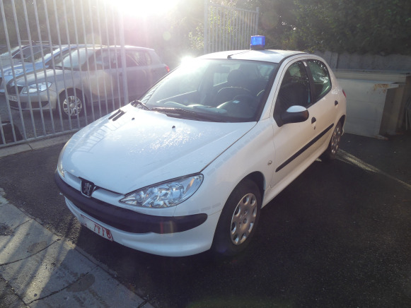 Voiture Peugeot 206 (2006-87.764 km) - PKW: das Bild 1 Voiture Peugeot 206 (2006-87.764 km) - PKW: das Bild 1