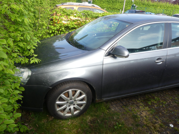 Voiture Volkswagen Jetta ( WVWZZZ1KZ9M075937 ) - PKW: das Bild 1 Voiture Volkswagen Jetta ( WVWZZZ1KZ9M075937 ) - PKW: das Bild 1