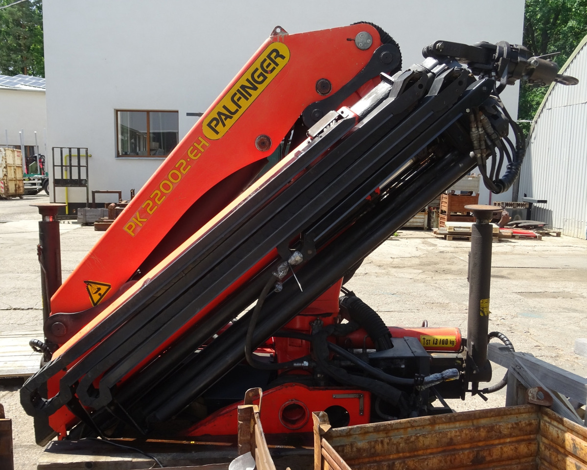 PALFINGER PK 22002-EH D crane - remote control, extra functions, Ladekran, Kran, - Ladekran: das Bild 1 PALFINGER PK 22002-EH D crane - remote control, extra functions, Ladekran, Kran, - Ladekran: das Bild 1