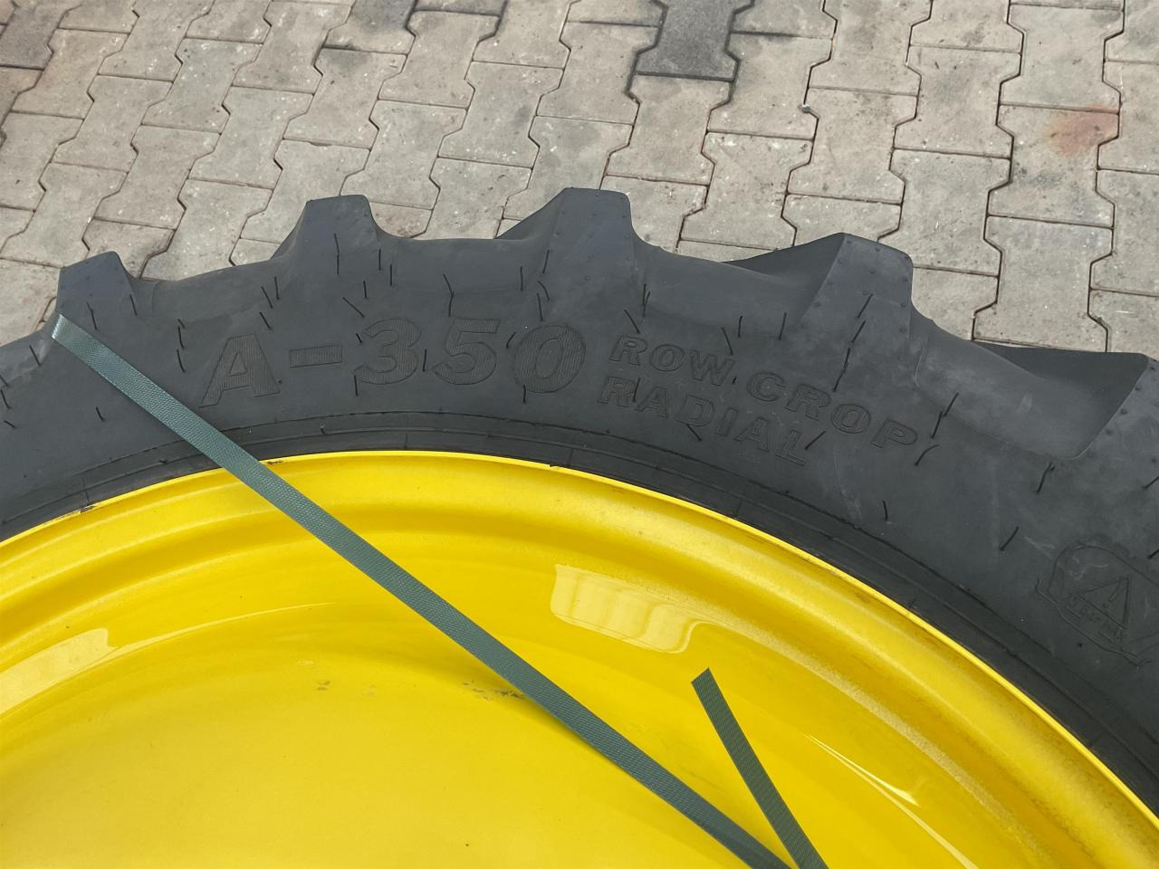 Alliance 270/95R36 - Reifen für Landmaschine: das Bild 4 Alliance 270/95R36 - Reifen für Landmaschine: das Bild 4