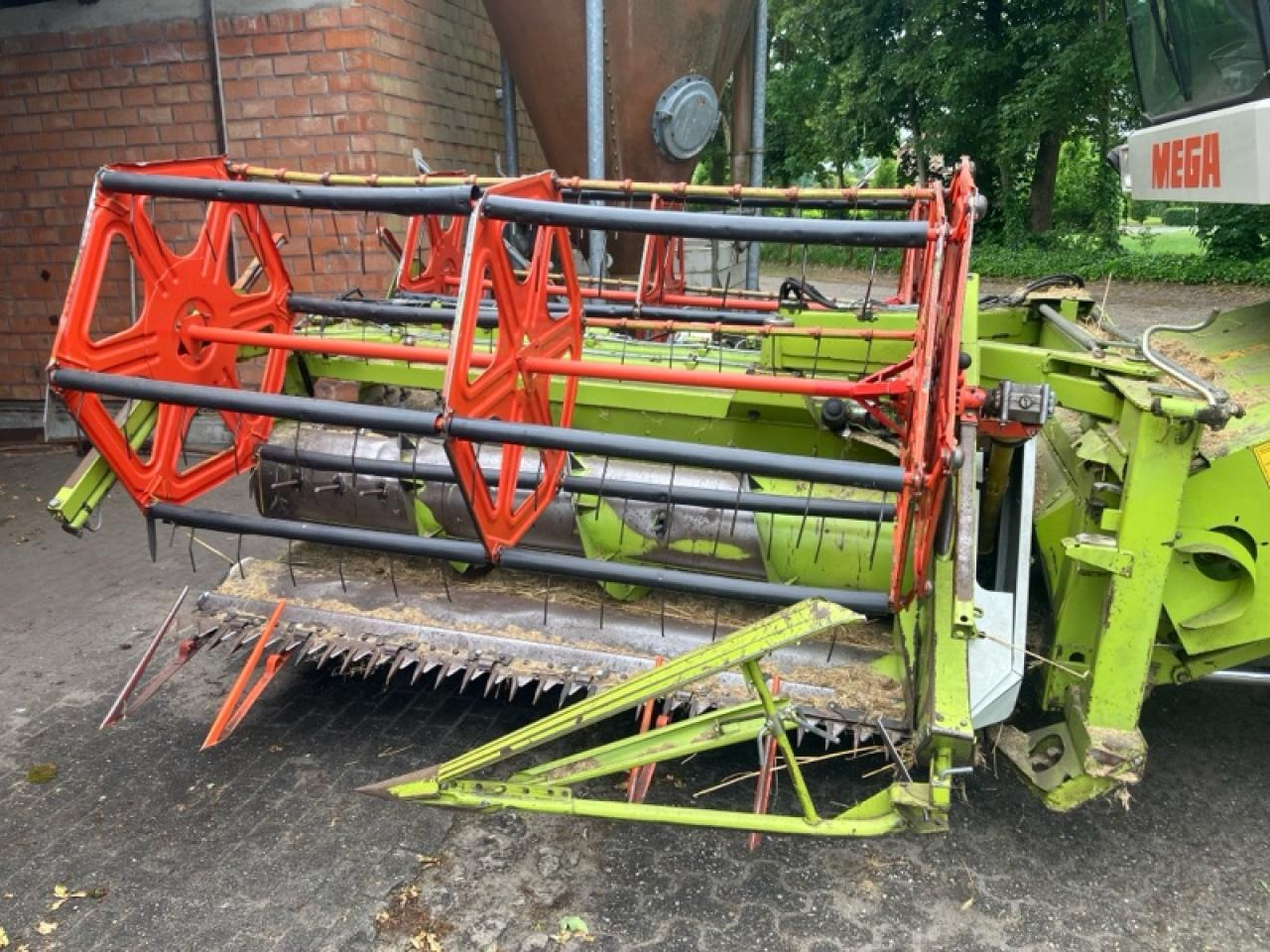 CLAAS Dominator 218 Mega - Mähdrescher: das Bild 5 CLAAS Dominator 218 Mega - Mähdrescher: das Bild 5