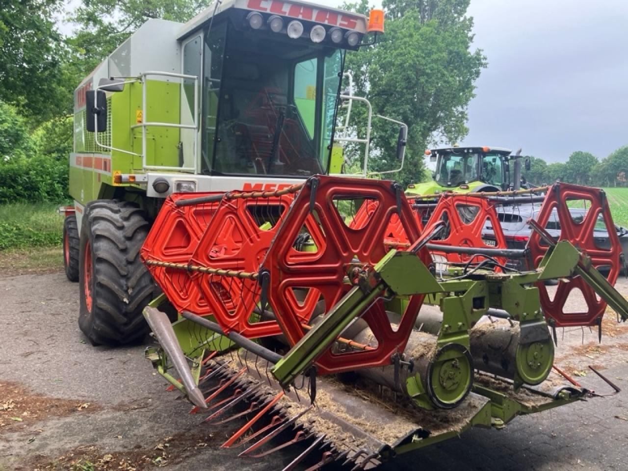 CLAAS Dominator 218 Mega - Mähdrescher: das Bild 2 CLAAS Dominator 218 Mega - Mähdrescher: das Bild 2