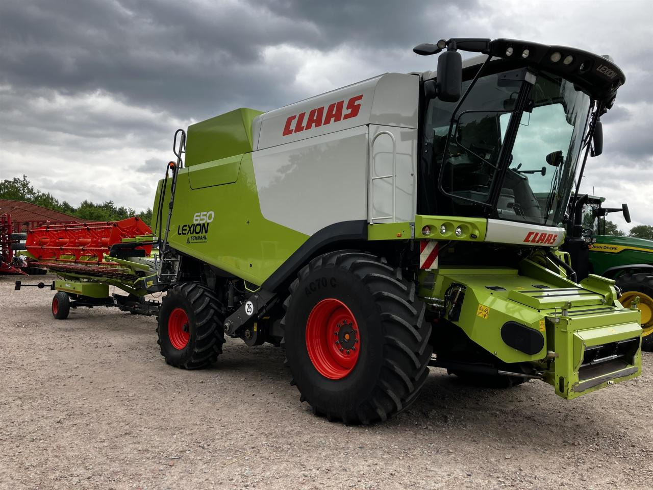CLAAS Lexion 650 - Mähdrescher: das Bild 2 CLAAS Lexion 650 - Mähdrescher: das Bild 2