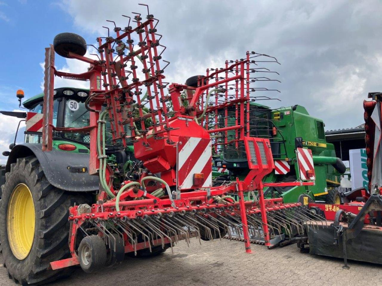 Einböck Pneumaticstar-Pro-ST - Wiesenstriegel: das Bild 1 Einböck Pneumaticstar-Pro-ST - Wiesenstriegel: das Bild 1