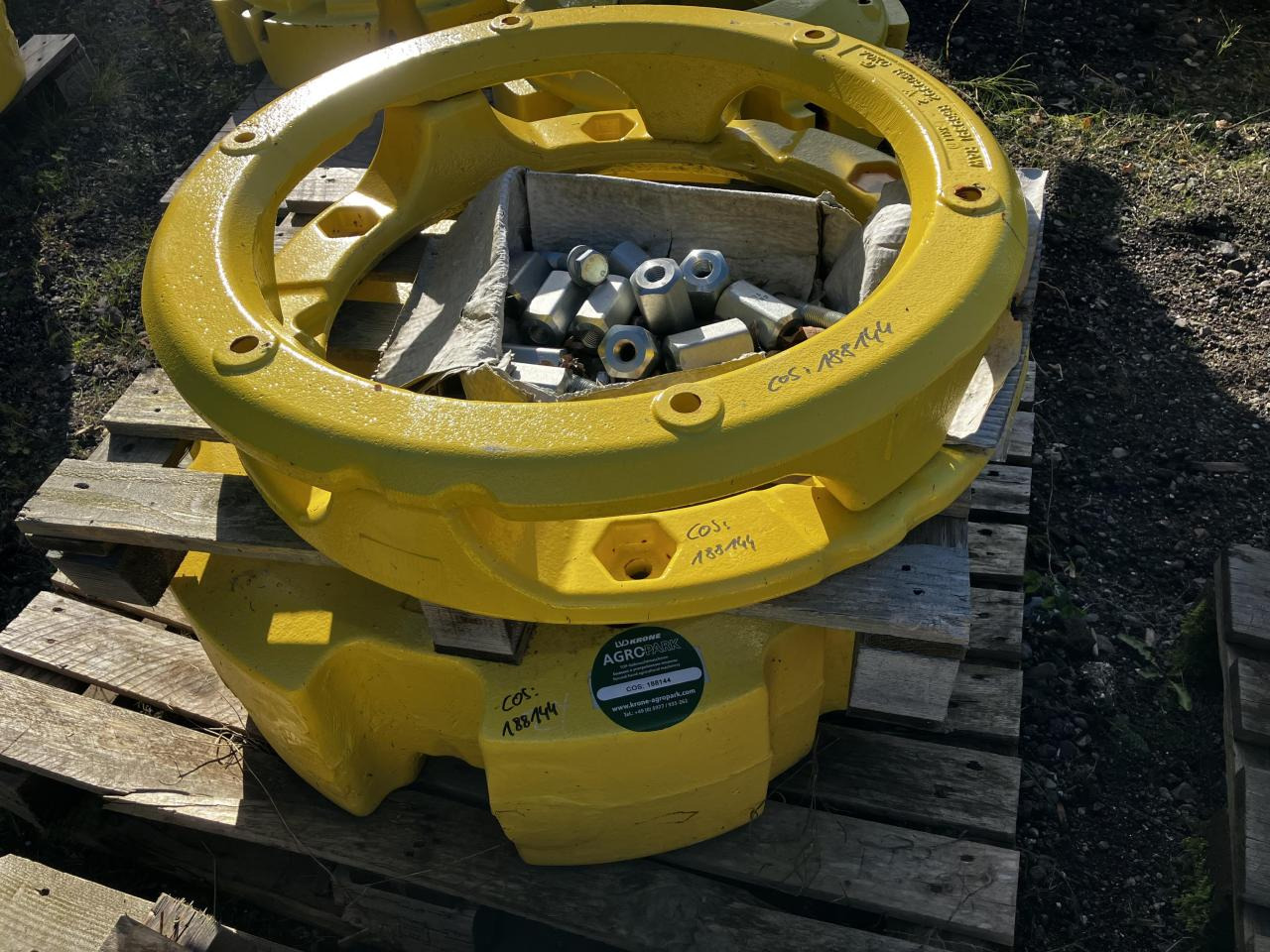 John Deere 70 Kg + 900 kg - Ersatzteile für Landmaschine: das Bild 1 John Deere 70 Kg + 900 kg - Ersatzteile für Landmaschine: das Bild 1