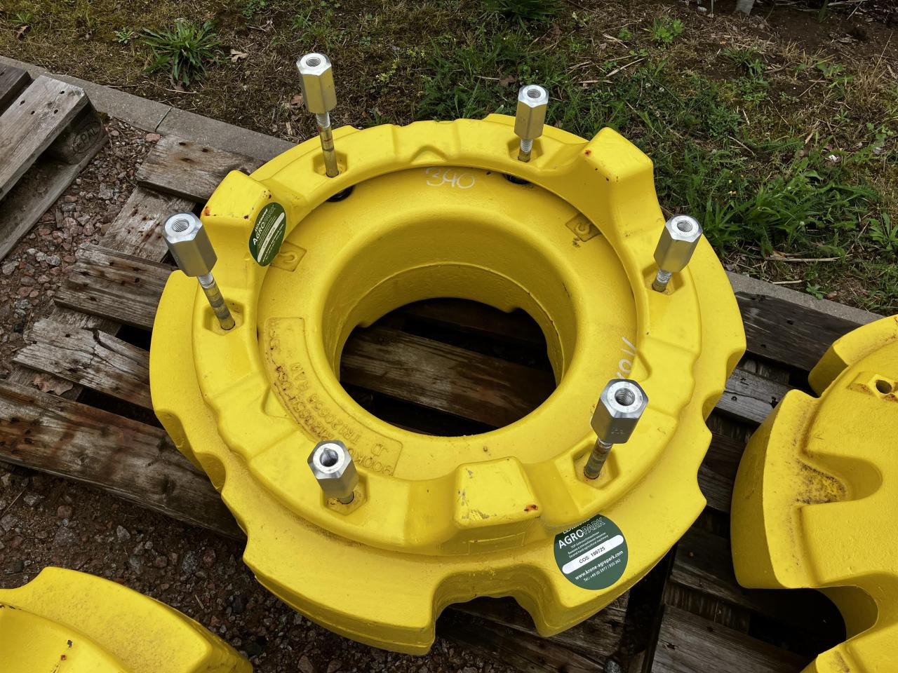 John Deere 70 kg + 900 kg - Ersatzteile für Landmaschine: das Bild 3 John Deere 70 kg + 900 kg - Ersatzteile für Landmaschine: das Bild 3