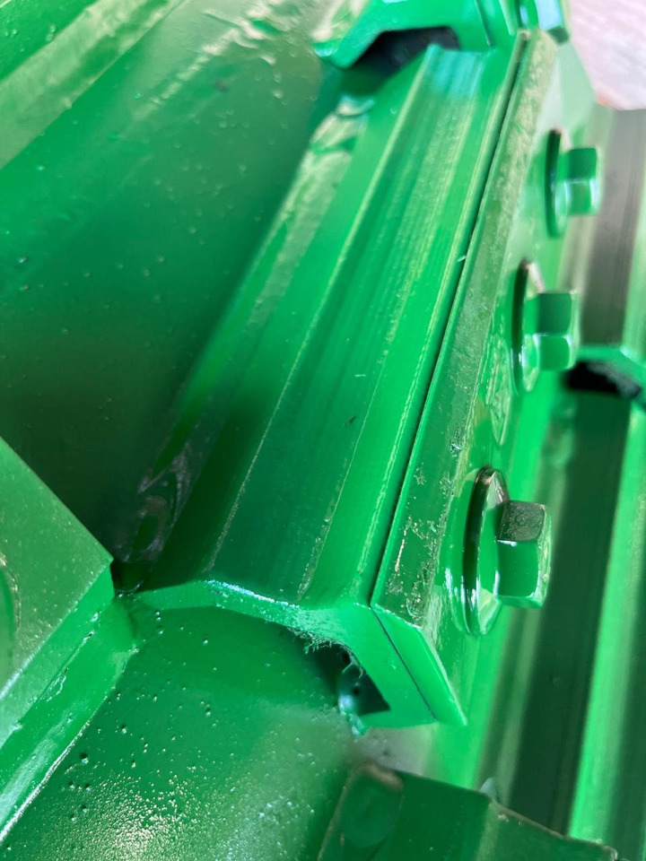 John Deere Häckseltrommel 40 Messer - Ersatzteile für Landmaschine: das Bild 5 John Deere Häckseltrommel 40 Messer - Ersatzteile für Landmaschine: das Bild 5