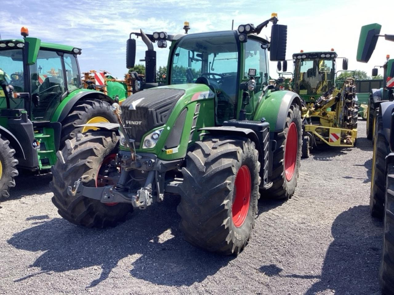 Fendt 720 Vario Profi Plus - Traktor: das Bild 1 Fendt 720 Vario Profi Plus - Traktor: das Bild 1