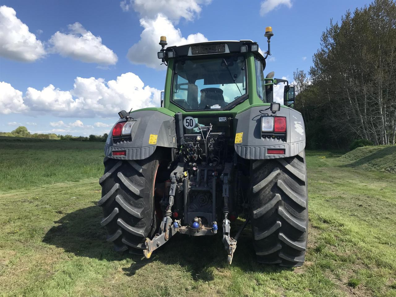 Traktor Fendt 828 Vario: das Bild 6