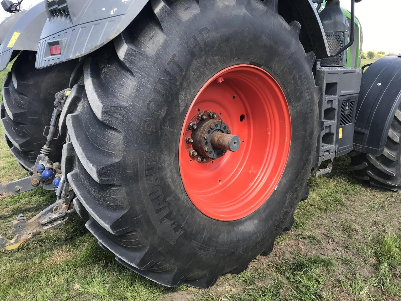 Traktor Fendt 828 Vario: das Bild 15