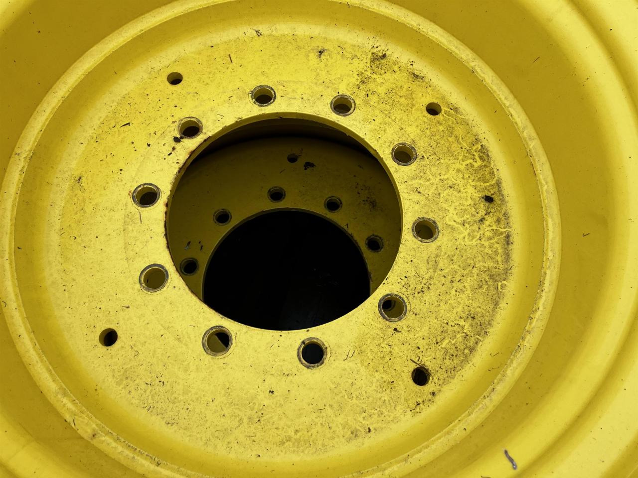 John Deere 15x28 - Reifen für Landmaschine: das Bild 4 John Deere 15x28 - Reifen für Landmaschine: das Bild 4