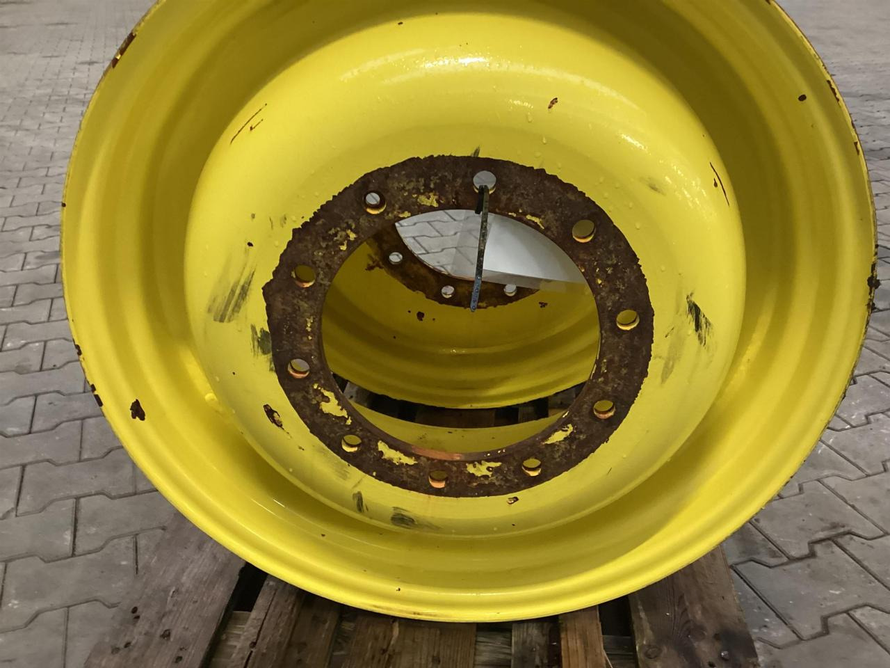 John Deere 15x30 - Reifen für Landmaschine: das Bild 3 John Deere 15x30 - Reifen für Landmaschine: das Bild 3