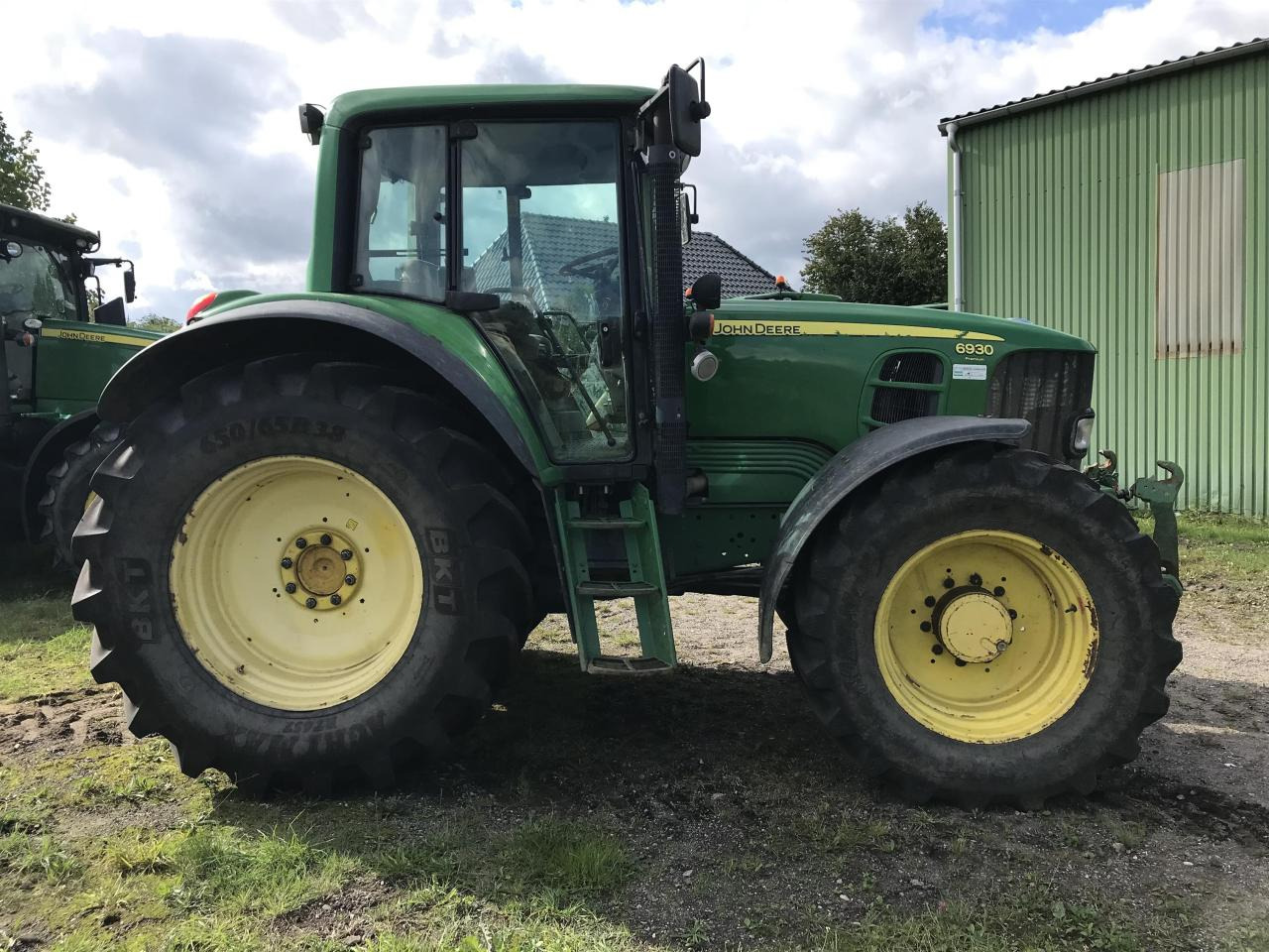 John Deere 6930 Premium - Traktor: das Bild 2 John Deere 6930 Premium - Traktor: das Bild 2