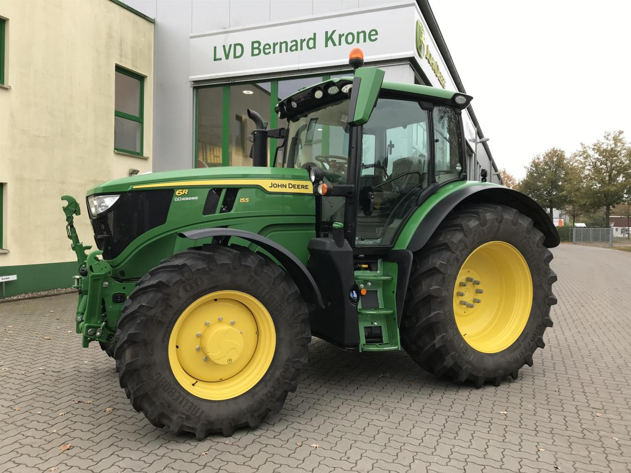 John Deere 6R 155 - Traktor: das Bild 1 John Deere 6R 155 - Traktor: das Bild 1
