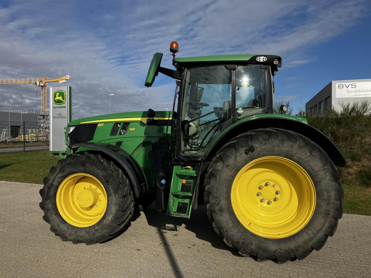 John Deere 6R 185 - Traktor: das Bild 1 John Deere 6R 185 - Traktor: das Bild 1