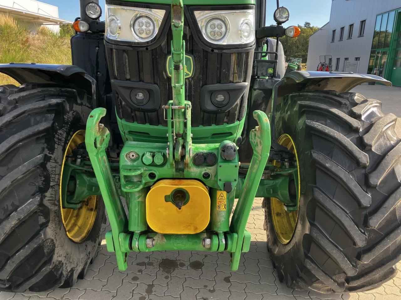 John Deere 6R 185 - Traktor: das Bild 4 John Deere 6R 185 - Traktor: das Bild 4