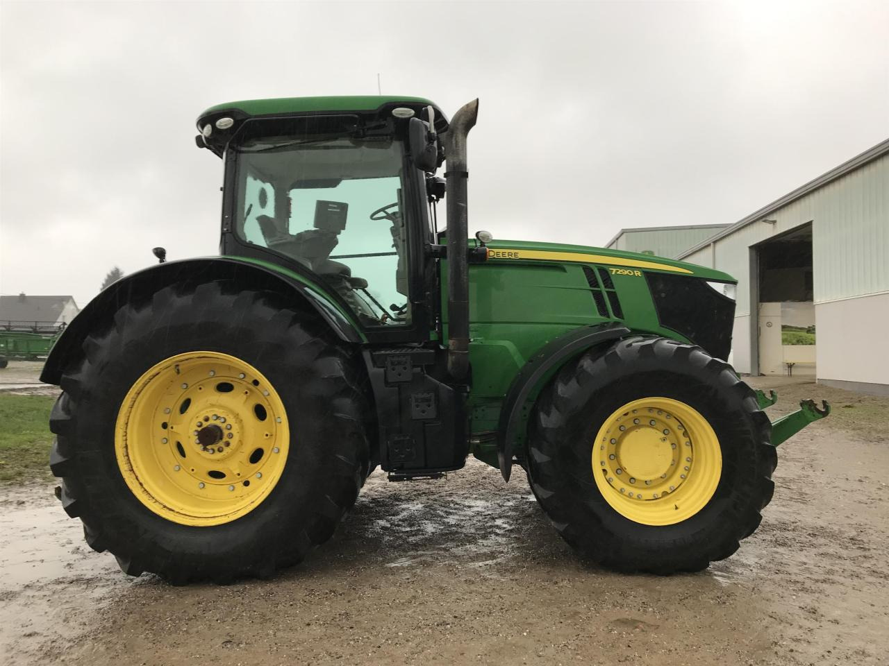 John Deere 7290R - Traktor: das Bild 2 John Deere 7290R - Traktor: das Bild 2