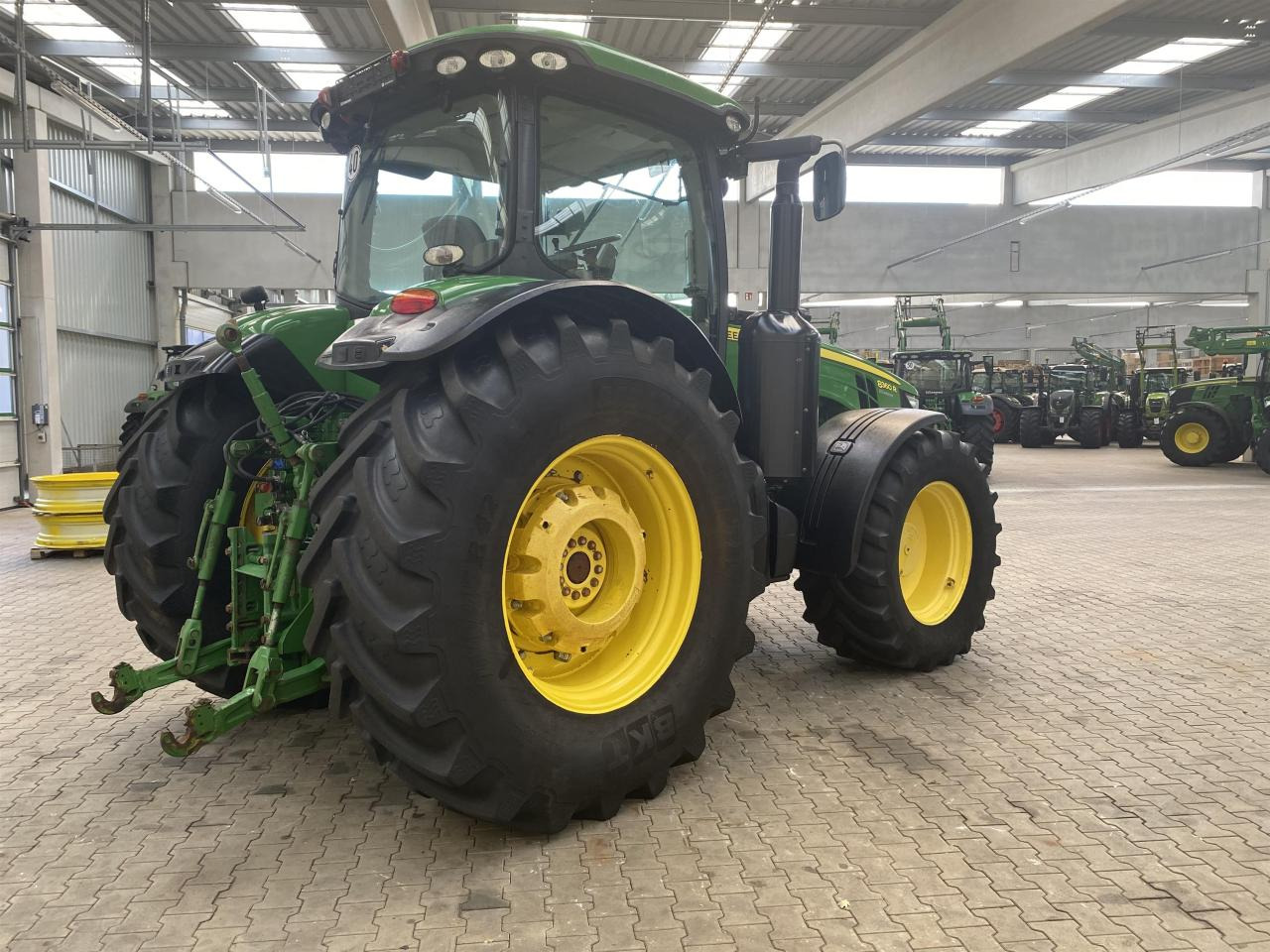 John Deere 8360R - Traktor: das Bild 5 John Deere 8360R - Traktor: das Bild 5