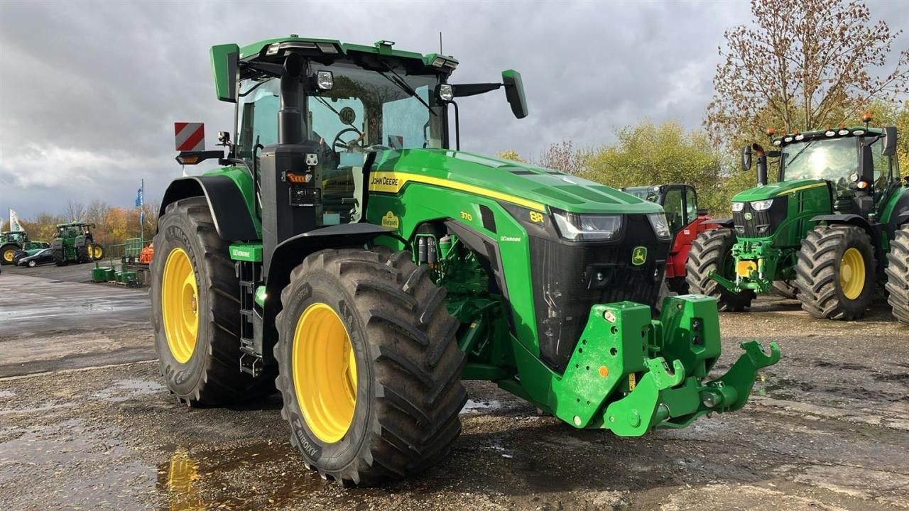 John Deere 8R 370 - Traktor: das Bild 1 John Deere 8R 370 - Traktor: das Bild 1