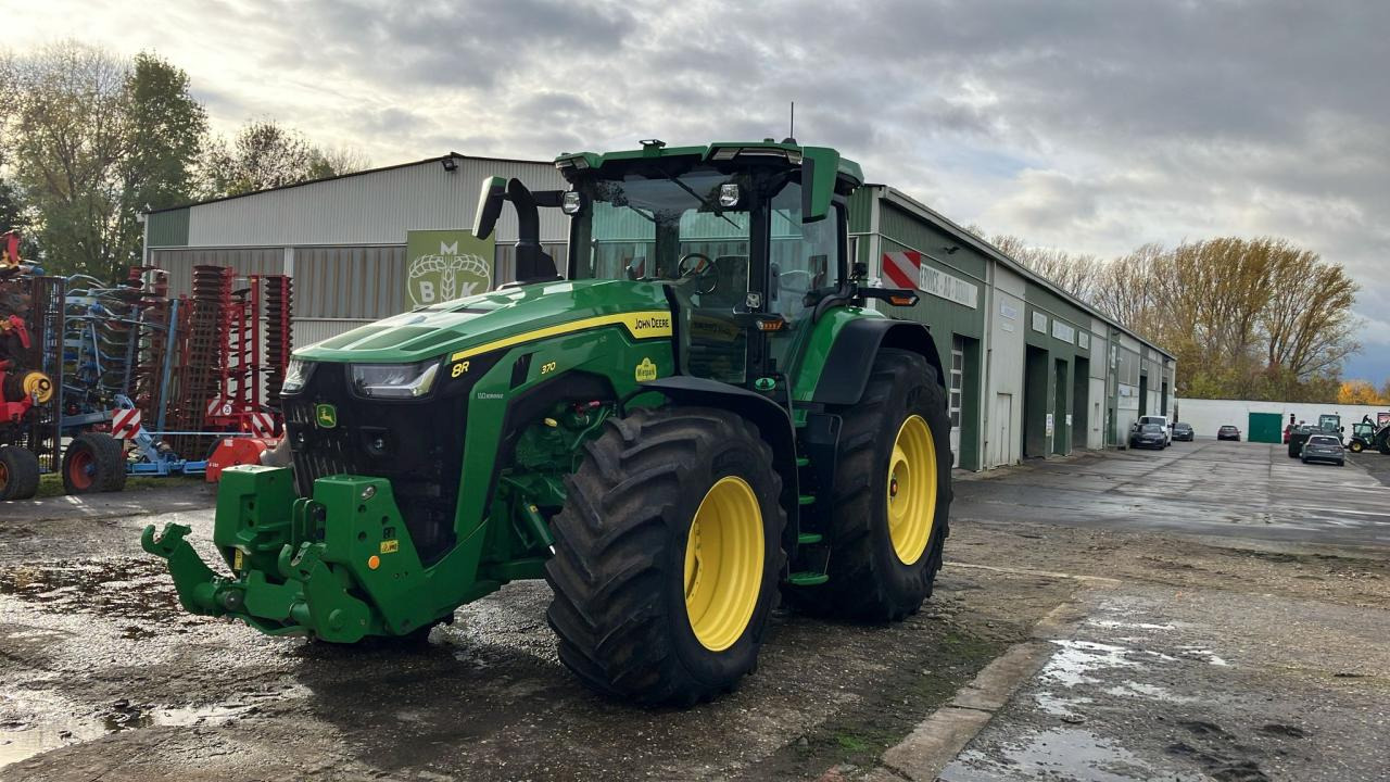 John Deere 8R 370 - Traktor: das Bild 2 John Deere 8R 370 - Traktor: das Bild 2