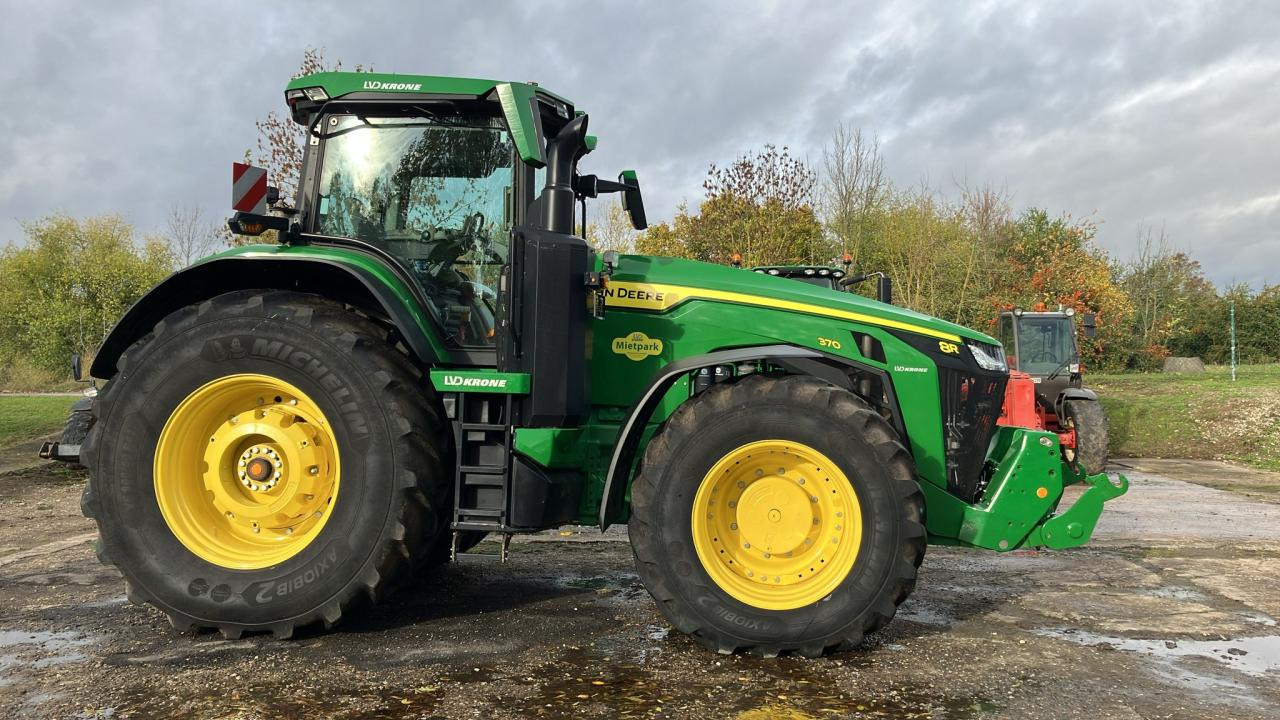 John Deere 8R 370 - Traktor: das Bild 3 John Deere 8R 370 - Traktor: das Bild 3
