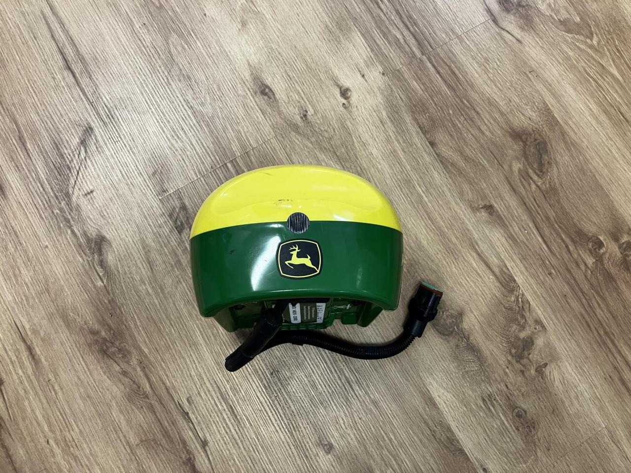 John Deere SF6000 SF3, M-RTK - Navigationssystem für Landmaschine: das Bild 2 John Deere SF6000 SF3, M-RTK - Navigationssystem für Landmaschine: das Bild 2