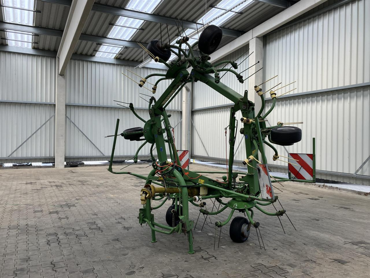 Krone KW 7.70/6x7 - Heuwender/ Wenderechen: das Bild 1 Krone KW 7.70/6x7 - Heuwender/ Wenderechen: das Bild 1