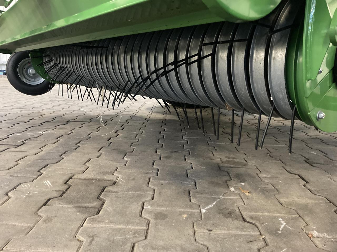 Krone V 190 XC Plus VariPack - Rundballenpresse: das Bild 2 Krone V 190 XC Plus VariPack - Rundballenpresse: das Bild 2