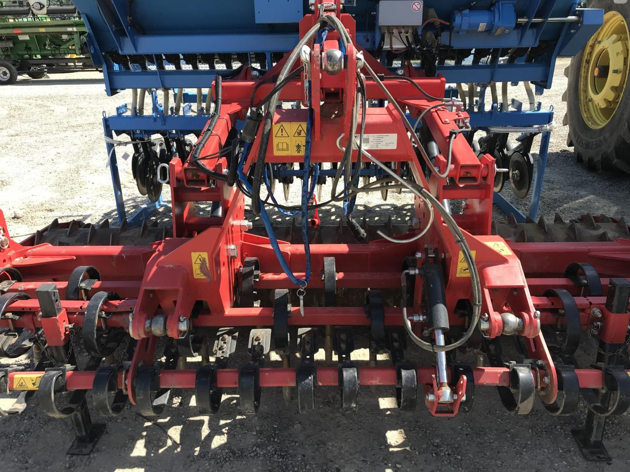 Lemken Saphir 8 Autoload - Sämaschine: das Bild 2 Lemken Saphir 8 Autoload - Sämaschine: das Bild 2
