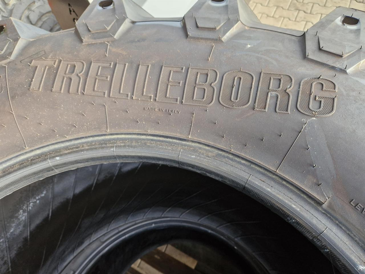 Trelleborg 600/65R28 - Reifen für Landmaschine: das Bild 3 Trelleborg 600/65R28 - Reifen für Landmaschine: das Bild 3