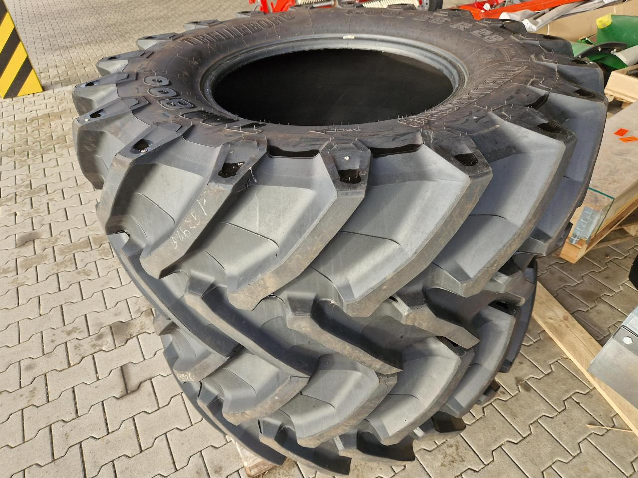 Trelleborg 600/65R28 - Reifen für Landmaschine: das Bild 1 Trelleborg 600/65R28 - Reifen für Landmaschine: das Bild 1
