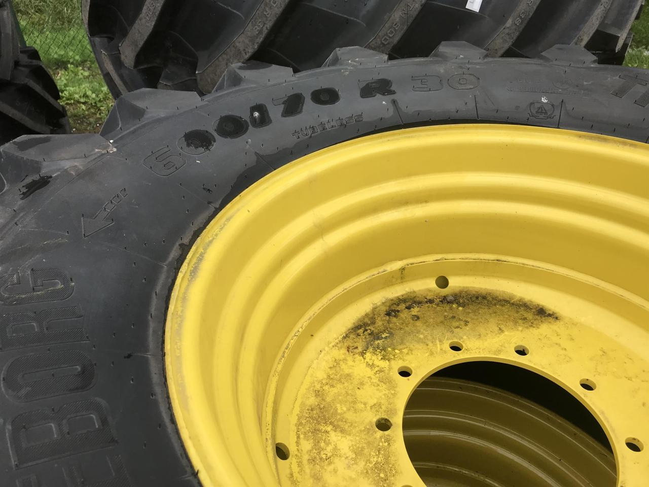Trelleborg 600/70R30 - Reifen für Landmaschine: das Bild 4 Trelleborg 600/70R30 - Reifen für Landmaschine: das Bild 4