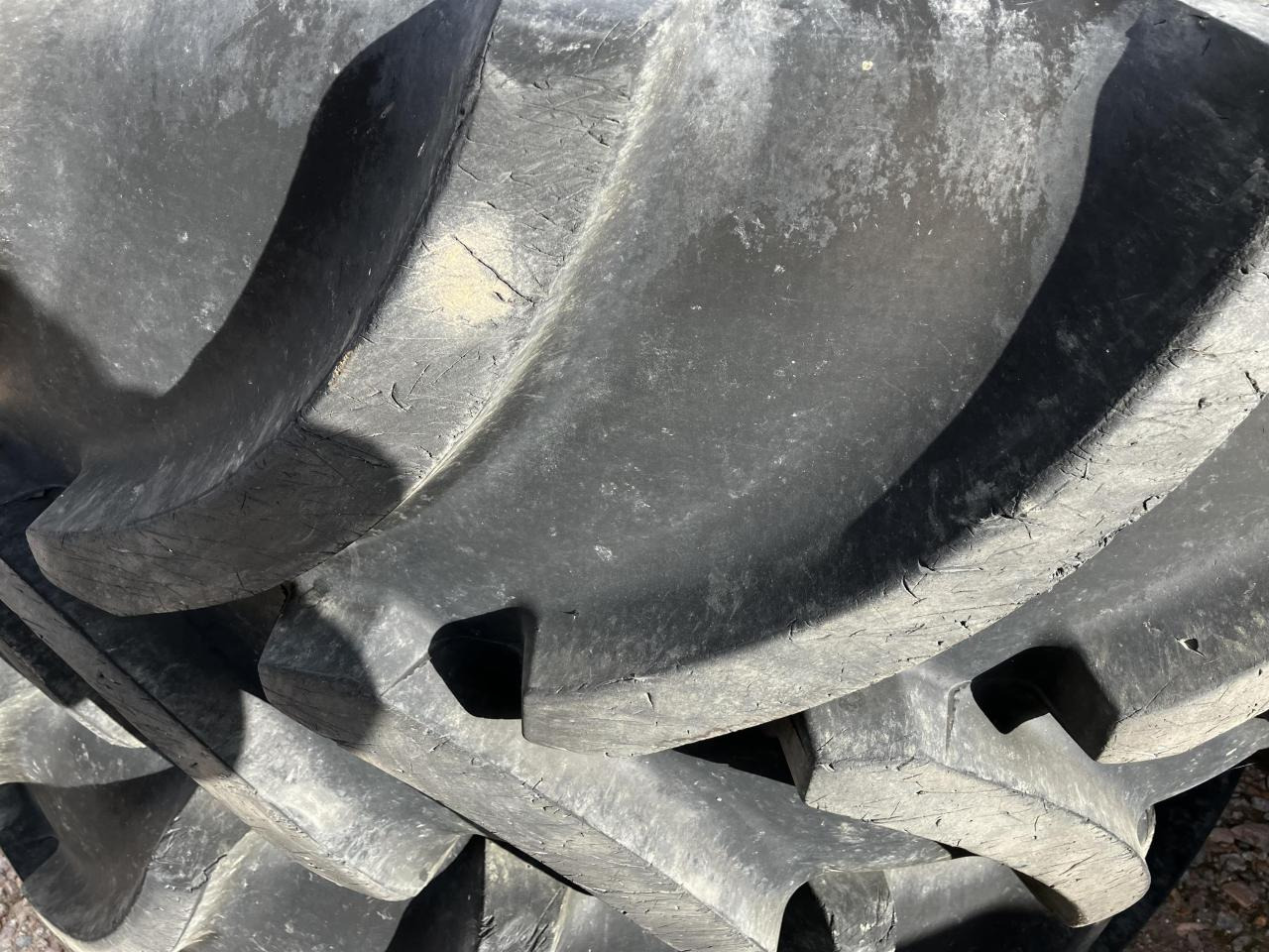 Vredestein 600/70R30 - Reifen für Landmaschine: das Bild 3 Vredestein 600/70R30 - Reifen für Landmaschine: das Bild 3