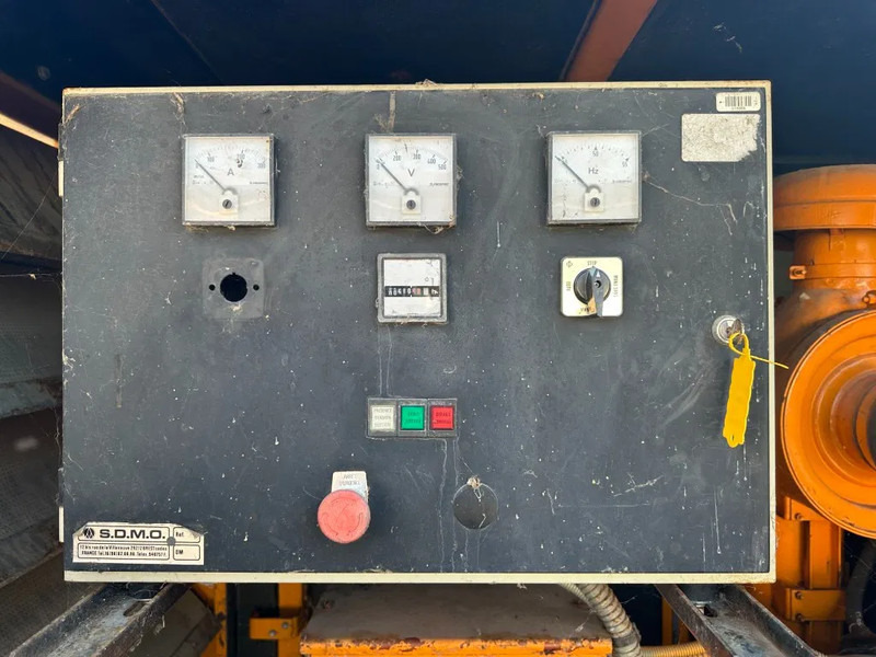 Cummins SDMO Stamford 160 kVA noodstroom generatorset ex Emergency - Stromgenerator: das Bild 5 Cummins SDMO Stamford 160 kVA noodstroom generatorset ex Emergency - Stromgenerator: das Bild 5