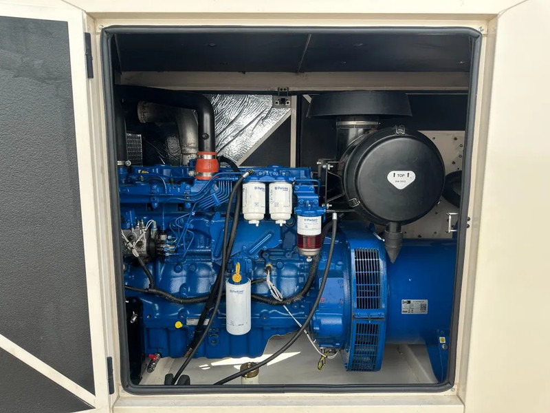 FG Wilson P220-3 Perkins 220 kVA Silent generatorset as New ! - Stromgenerator: das Bild 3 FG Wilson P220-3 Perkins 220 kVA Silent generatorset as New ! - Stromgenerator: das Bild 3