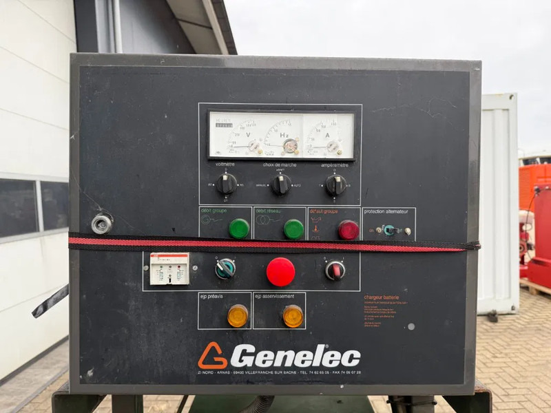 Iveco 8061 SI 16.06 Mecc Alte Spa 100 kVA generatorset - Stromgenerator: das Bild 5 Iveco 8061 SI 16.06 Mecc Alte Spa 100 kVA generatorset - Stromgenerator: das Bild 5