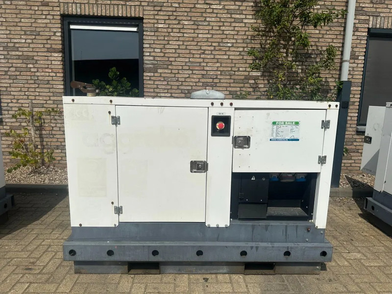 Iveco FPT F32 AM1A Leroy Somer 32 kVA Silent generatorset 368 hours ! - Stromgenerator: das Bild 1 Iveco FPT F32 AM1A Leroy Somer 32 kVA Silent generatorset 368 hours ! - Stromgenerator: das Bild 1