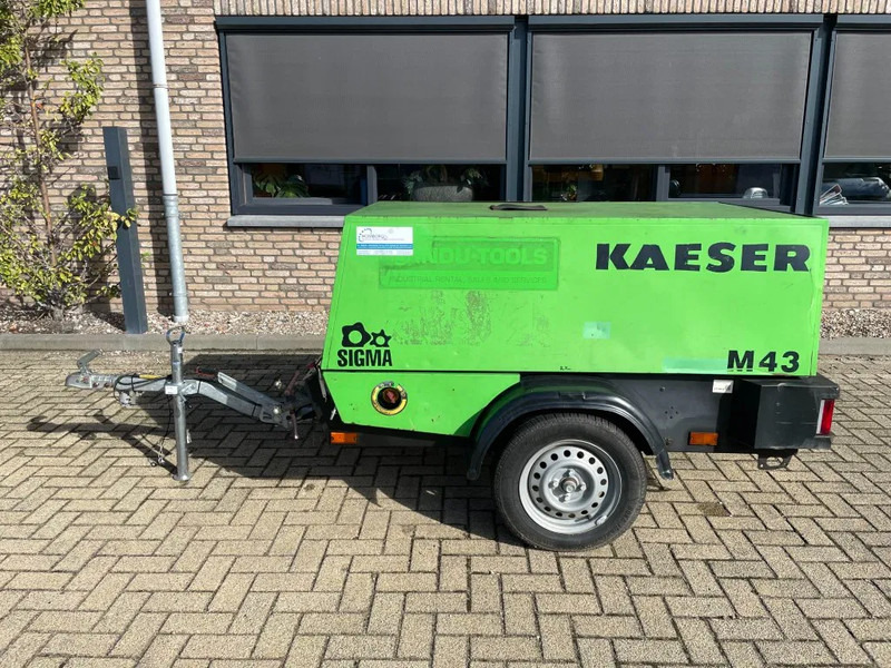 Kaeser M43 Kubota 4,2 m3 / min 7 Bar 30 kW Mobiele Silent Diesel Compressor - Luftkompressor: das Bild 1 Kaeser M43 Kubota 4,2 m3 / min 7 Bar 30 kW Mobiele Silent Diesel Compressor - Luftkompressor: das Bild 1