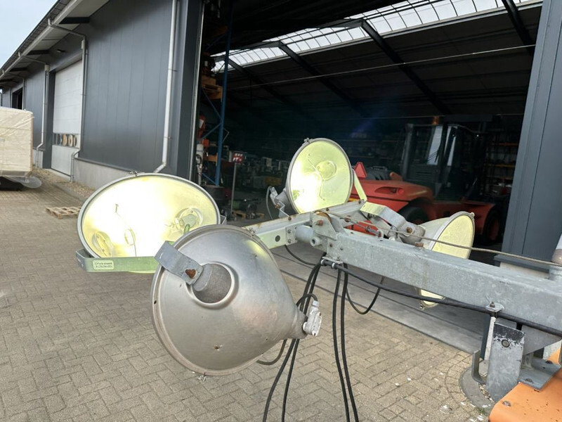 Lichtmasten Kubota D905 Allmand Mobiele Lichtmast Aggregaat Light Tower 8.1 meter: das Bild 7