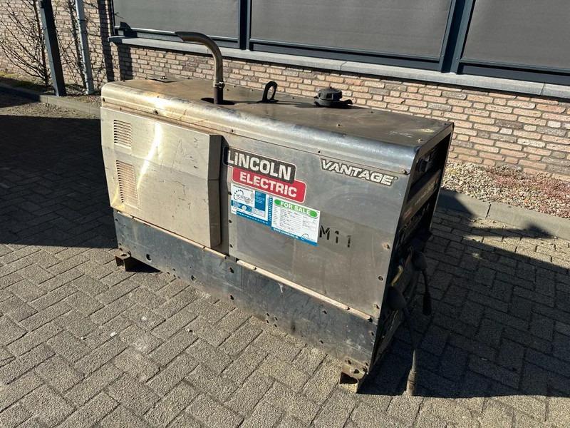 Lincoln Electric Vantage 500 Perkins 500 Amp Las generatorset Welding genset - Stromgenerator: das Bild 2 Lincoln Electric Vantage 500 Perkins 500 Amp Las generatorset Welding genset - Stromgenerator: das Bild 2