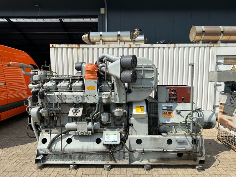 POYAUD Poyaud Unelec 630 kVA generatorset ex emergency - Stromgenerator: das Bild 3 POYAUD Poyaud Unelec 630 kVA generatorset ex emergency - Stromgenerator: das Bild 3
