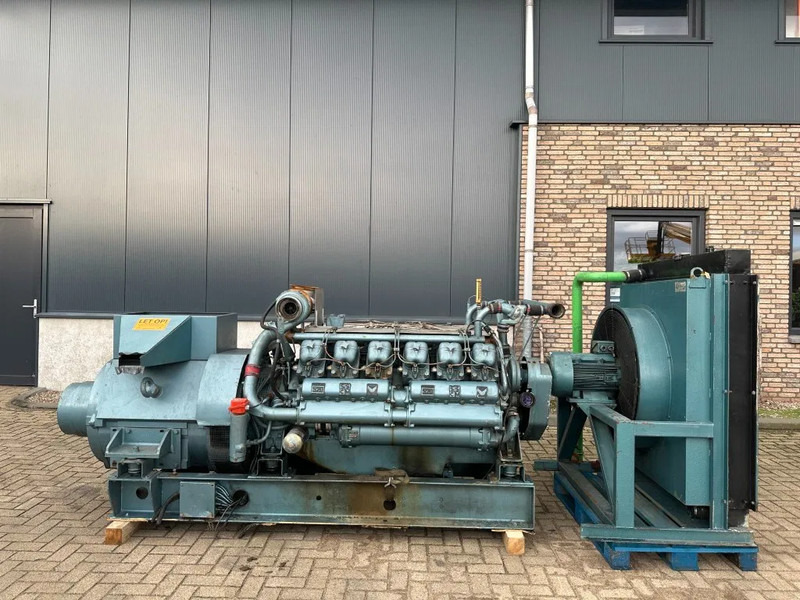 POYAUD Poyaud V12520S25/E Unelec 500 kVA noodstroom generatorset ex Emergency 271 hours - Stromgenerator: das Bild 1 POYAUD Poyaud V12520S25/E Unelec 500 kVA noodstroom generatorset ex Emergency 271 hours - Stromgenerator: das Bild 1
