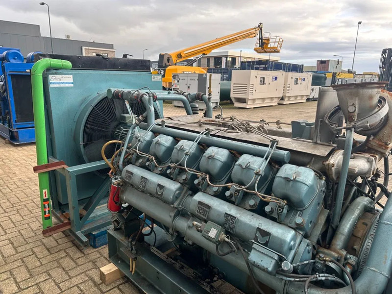 POYAUD Poyaud V12520S25/E Unelec 500 kVA noodstroom generatorset ex Emergency 271 hours - Stromgenerator: das Bild 4 POYAUD Poyaud V12520S25/E Unelec 500 kVA noodstroom generatorset ex Emergency 271 hours - Stromgenerator: das Bild 4