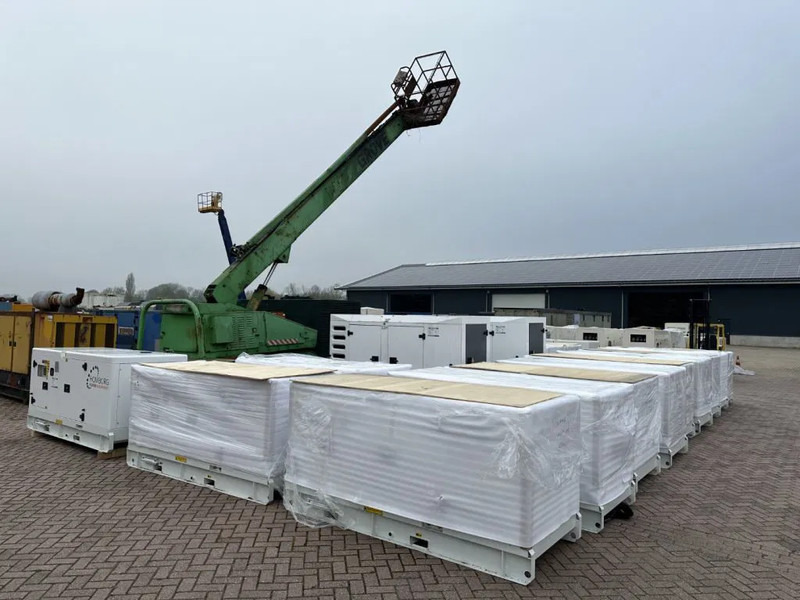 Perkins 1104C-44TAG2 Leroy Somer 110 kVA Silent generatorset LOADSHARING / SYNCHRONISING TO GRID - Stromgenerator: das Bild 2 Perkins 1104C-44TAG2 Leroy Somer 110 kVA Silent generatorset LOADSHARING / SYNCHRONISING TO GRID - Stromgenerator: das Bild 2