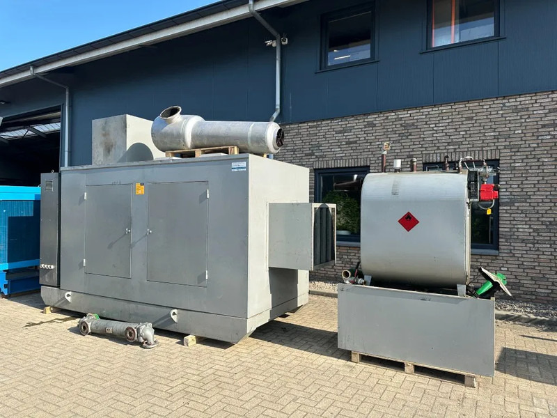 Perkins 3012 TWG2 Leroy Somer 630 kVA noodstroom generatorset 676 hours ! - Stromgenerator: das Bild 5 Perkins 3012 TWG2 Leroy Somer 630 kVA noodstroom generatorset 676 hours ! - Stromgenerator: das Bild 5