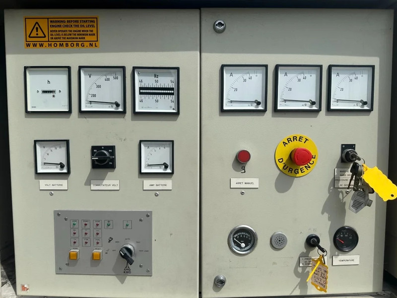 Perkins Leroy Somer 26 kVA Silent generatorset ex Emergency ! 1096 hours - Stromgenerator: das Bild 5 Perkins Leroy Somer 26 kVA Silent generatorset ex Emergency ! 1096 hours - Stromgenerator: das Bild 5