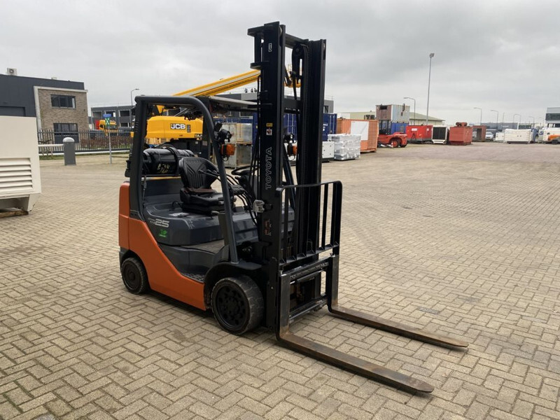 Treibgasstapler Toyota 8FGCU25 2.5 ton Duplex Sideshift LPG Heftruck: das Bild 7